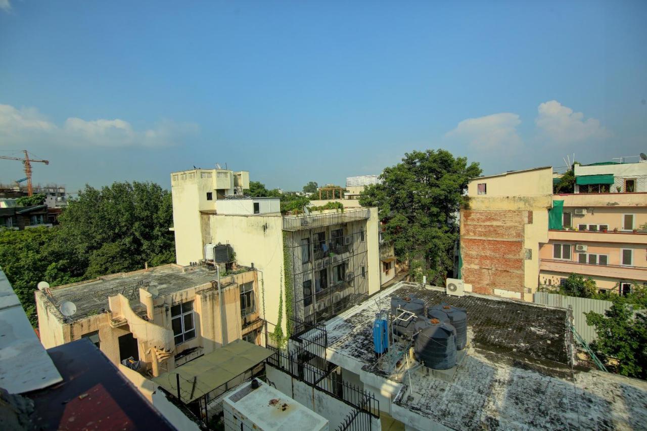 Townhouse Oak Safdarjung Hotel New Delhi Exterior foto